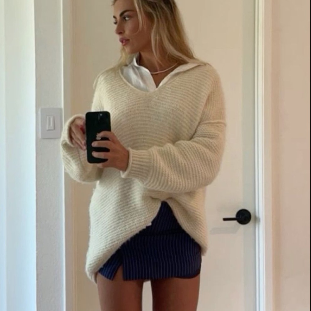 Free People Ivory V-Neck Sweater